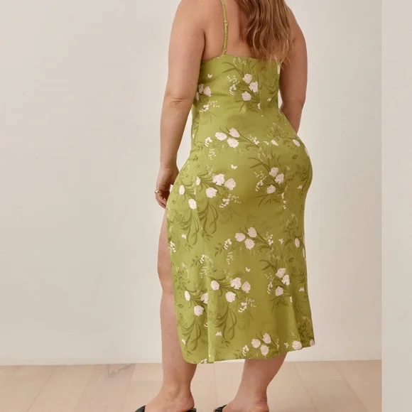 Reformation Crimini Dress, size 6, color Desiree - Picture 3 of 9